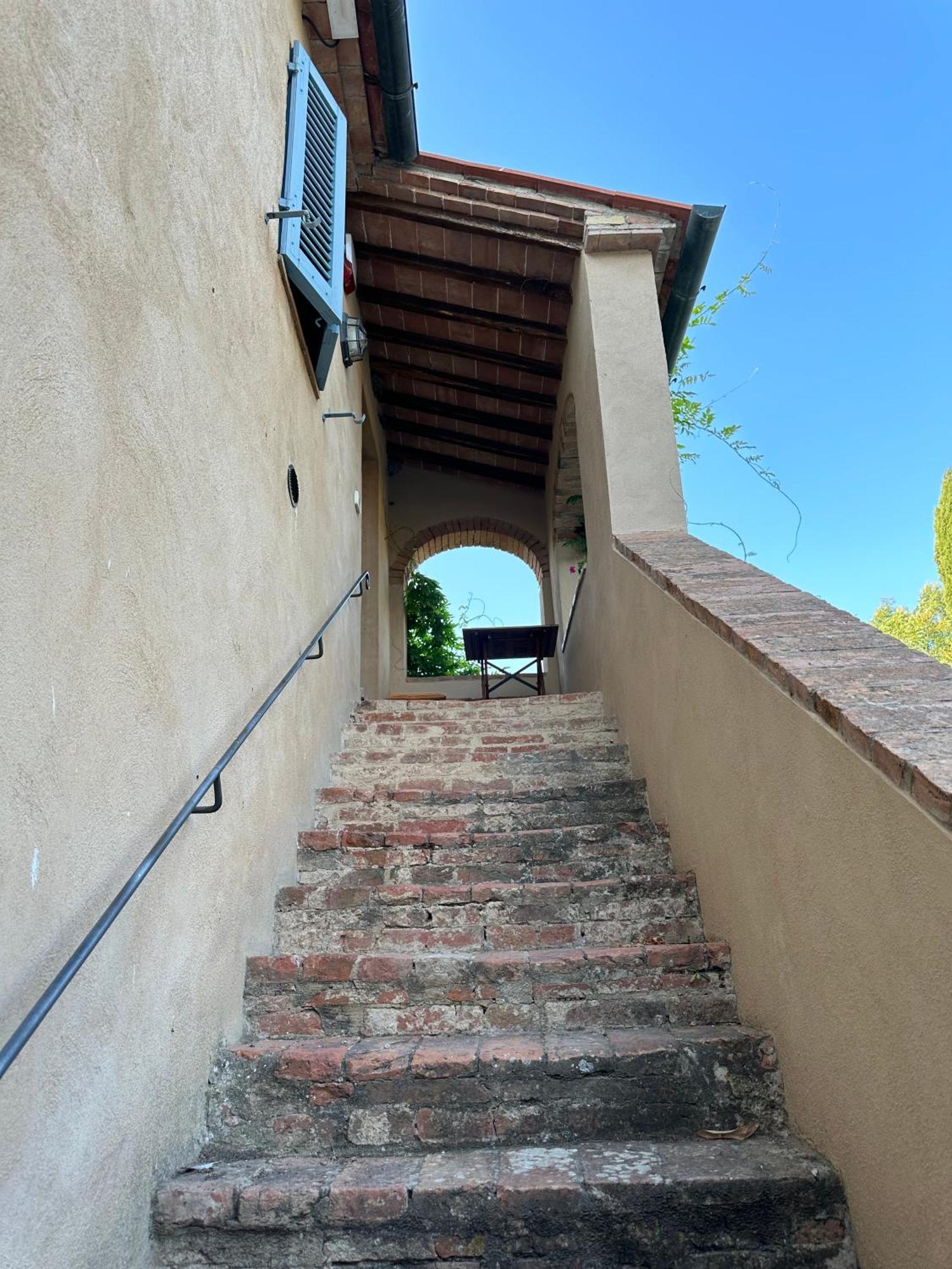 Апартаменты Borgo Tignano Казоле-д'Эльса Экстерьер фото
